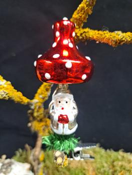 Fliegenpilz mit Weihnachtsmann am Zwicker Christbaumschmuck