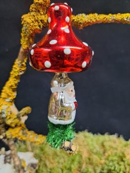 Fliegenpilz mit Weihnachtsmann am Zwicker Christbaumschmuck